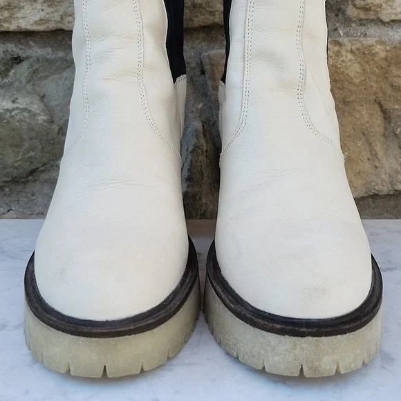 FREE PEOPLE JAMES CHELSEA BOOTS - Picture 2 of 11